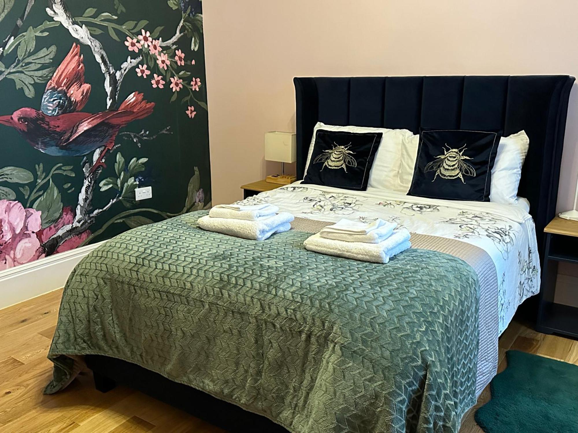 فندق Rosie Cosy House Cricklewood لندن المظهر الخارجي الصورة