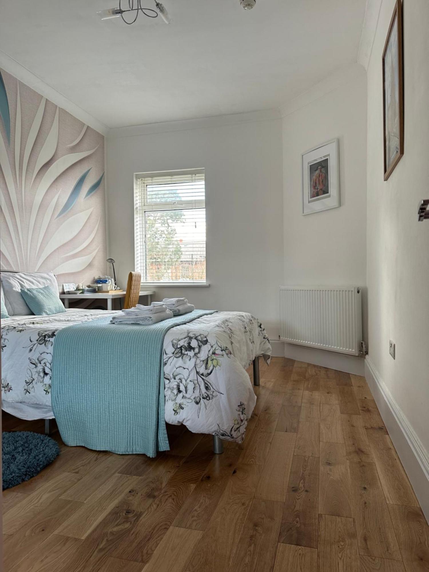 فندق Rosie Cosy House Cricklewood لندن المظهر الخارجي الصورة
